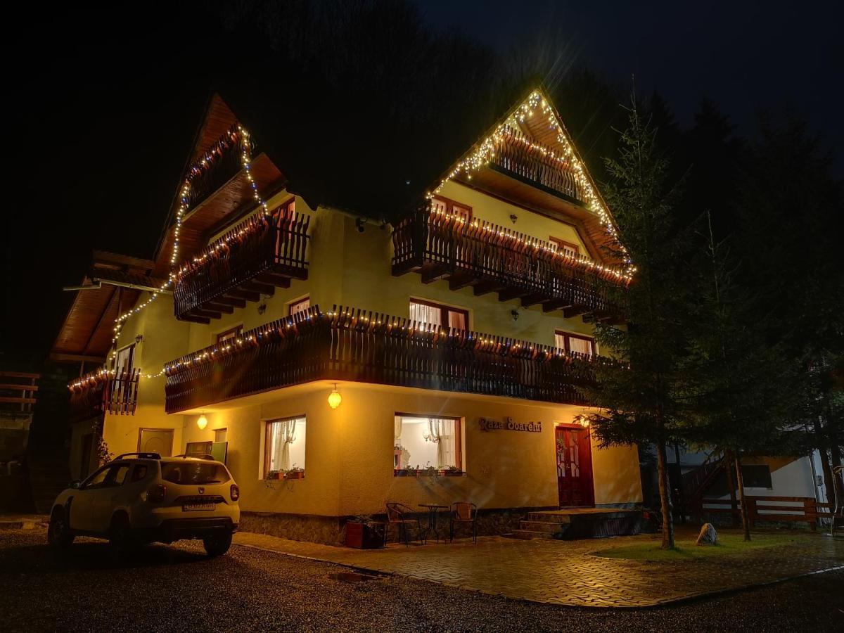 Raza Soarelui Hotel Moeciu De Sus Exterior photo